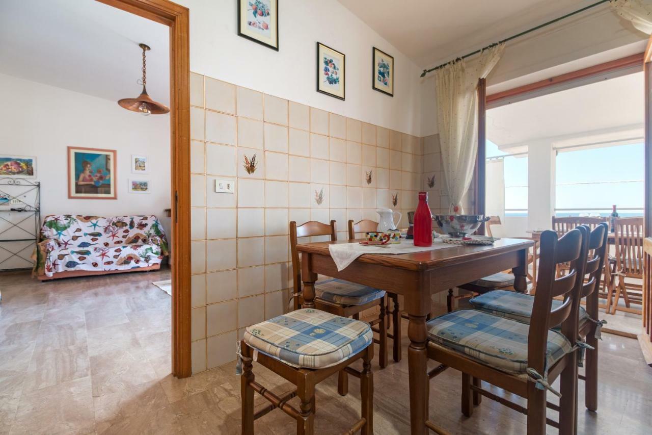 White Rose Suite Apartment Cala Gonone Eksteriør bilde