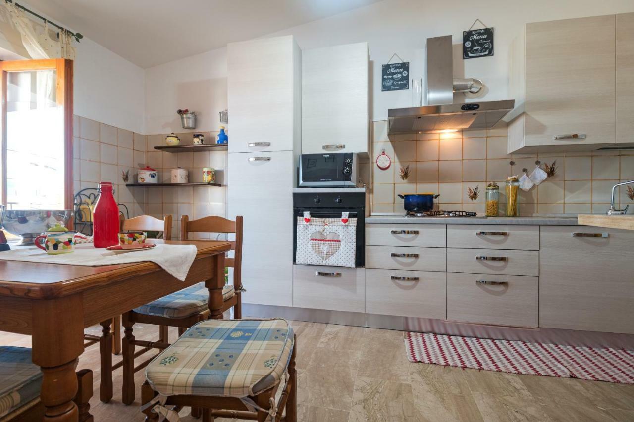 White Rose Suite Apartment Cala Gonone Eksteriør bilde